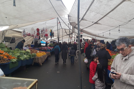 GÜZELTEPE MAHALLE PAZARINDAN KADINLAR: Çocuklarımıza iş istiyoruz!