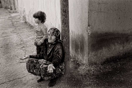 Korona günlerinde kız kardeşe uzanan dayanışma eli