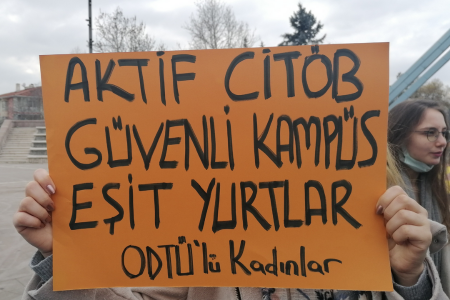 Üniversite güvenli yurtlar talebini ciddiye almıyor