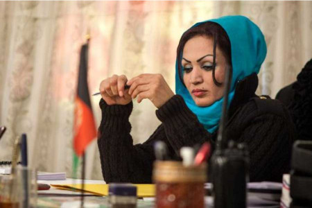Afganistan’ın ilk kadın yönetmeni Saba Sahar silahlı saldırıda vuruldu