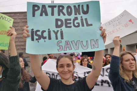 ‘Türk Metal sözleşmeyi göster!’