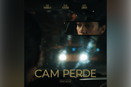 Tanıdık bir hikaye: Cam Perde