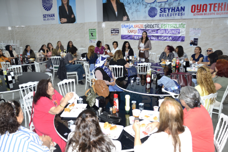 Adana’da kadınlar etkinlikte bir araya geldi: Barış, güvenlik ve eşitlik için mücadeleye