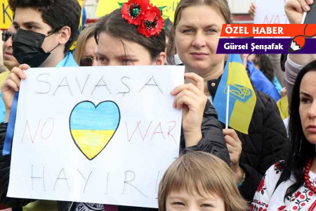 Kuşadası Ukrayna Kültür Derneği Başkanı Suitlana Patapenko: Savaşı durduracak halklardır