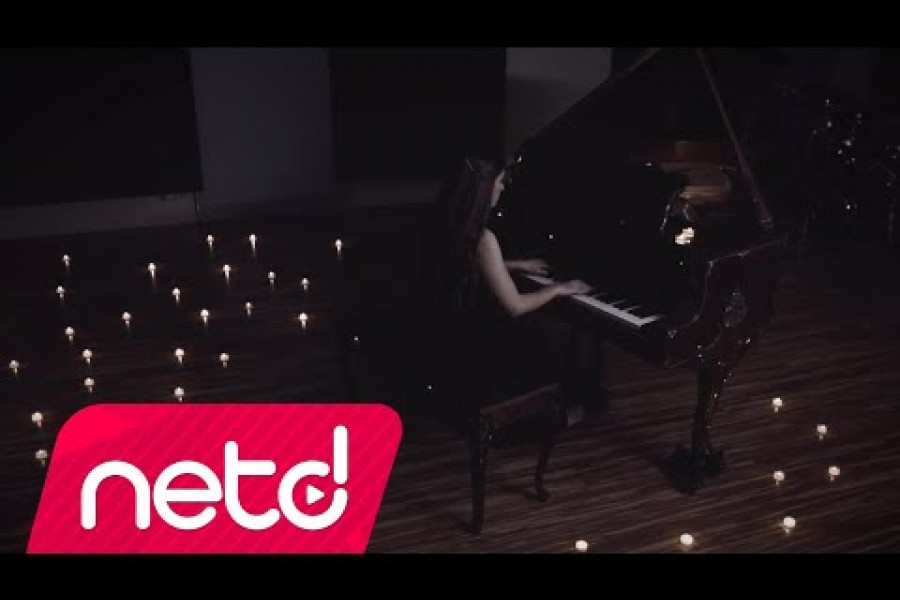 GÜNÜN ŞARKISI: Bir Gökyüzü Düşün