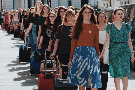 GÜNÜN FOTOĞRAFI: Kürtaj olabilmek için ülkelerini terk eden İrlandalı kadınlar