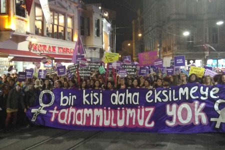 ‘İstanbul Sözleşmesi’ni tartışma, kadın cinayetlerini durdur’