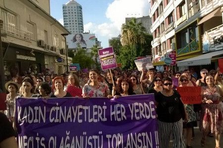 Kadın ve çocuklara yönelik suçlarda şikayet süresi şartı kaldırılsın