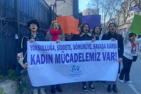 Şişli'de kadınlar 8 Mart için yürüdü