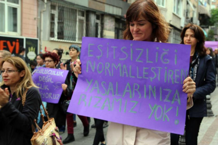 29 Ekim Kadınları Derneği: 'Soyadı dayatmasını kabul etmiyoruz'