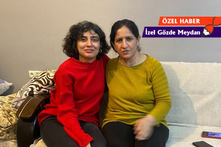 Kocaeli'ye yerleşen depremzede Sevcan: Evler teslim edilmedi, yaralar sarılmadı