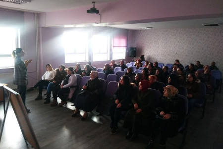 Kocaeli’de çocuklarla etkili iletişim semineri