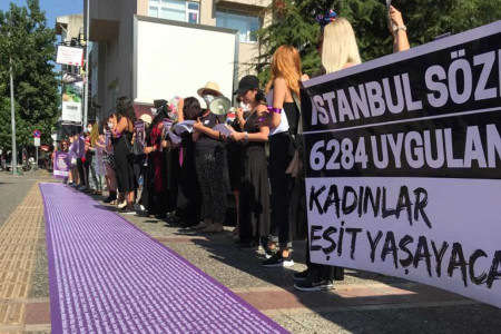Yalovalı kadınlar: İstanbul Sözleşmesi yaşatır, vazgeçilmezimizdir