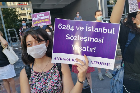 GÜNÜN ÇAĞRISI: İstanbul Sözleşmesi'ne saldırı karşısında haklarımız ve hayatlarımız için buluşalım!