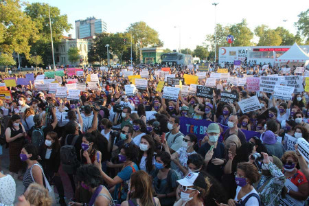 Memur-Sen, İstanbul Sözleşmesi'ni kötüledi: Şiddeti körüklüyormuş!