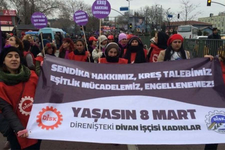 Geçim derdi, kriz, taciz, şiddet, ayrımcılık... Bir dokunduk bin ah işittik