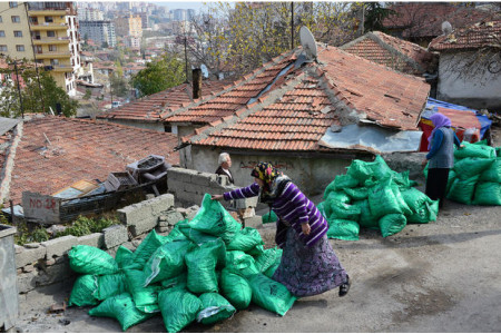 Bizim yardımları, kömürü, ekmeği keseceklermiş, doğru mu?