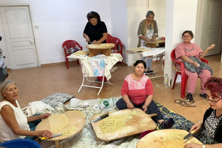 ‘Devlet üç çocuk yapın diyor ama 1 öğün yemek vermiyor’