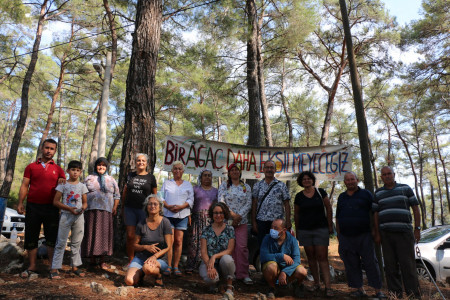 İkizköylüler hem yangına hem santrale karşı direnişteler