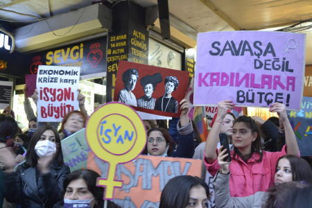 Kadınlar Türkiye gündemini yorumluyor