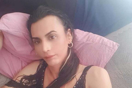 İzmir’de trans kadın Mira Güneş evinde öldürülmüş olarak bulundu