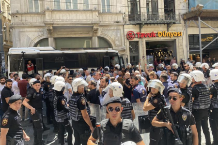 Cumartesi Anneleri’nin eylemi yine engellendi: 16 ilin baro başkanı polis ablukasında