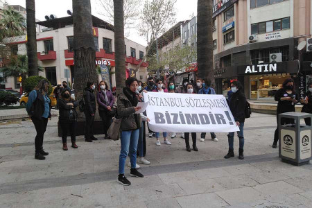 İstanbul Sözleşmesi eylemine katılan mültecilere sınır dışı kararı Meclis gündeminde