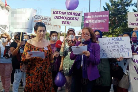 Sakaryalı kadınlar: Haklarımızı hayatın her alanında yaşamak istiyoruz