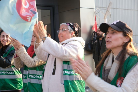 Bak işte yaklaşıyor fırtına!