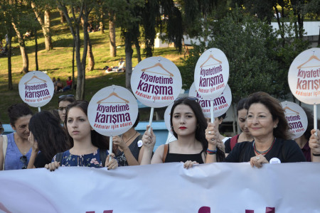 76 yaşındaki erkek, kadını sokak ortasında taciz etti: ‘Giyinik olman lazım, beni tahrik ediyorsun'