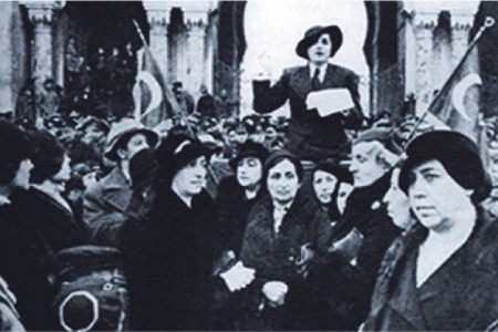 GÜNÜN BELLEĞİ: 16 Haziran 1923 ‘Kadınlar Halk Fırkası’ kuruldu