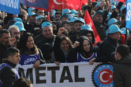 Metal işçisi kadınlar: Hiçbir şeye paramız yetmiyor