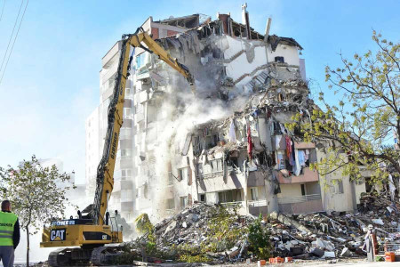 Depremin gösterdiği: Bu ülkede çocuklar kendilerine emanet!