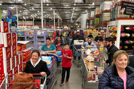 Minnesota'daki market çalışanları acil durum çalışanı olarak sınıflandırıldı