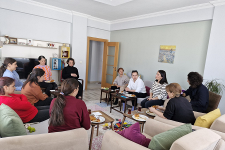 Dersim Yenigün Kadın Dayanışma Derneği çağrısıyla kadınlar buluştu: Dertlerimiz ortak, çözümümüz de