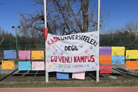 ODTÜ'de kampüste güvenlik sorunu yaşayan kadınlar forumda bir araya geldi