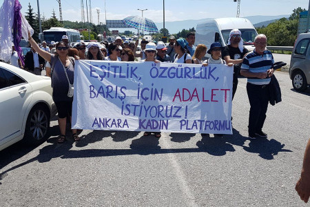 Kadınlar Adalet Yürüyüşü’de