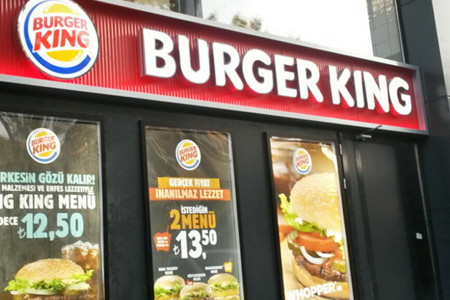Burger King’te taciz: Zanlı serbest bırakıldı