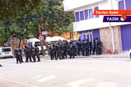 ‘Vurma kızım vurma!!! O cop çok acıtıyor. Sen bilmezsin. Bizlere sor!!!’