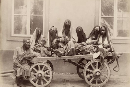 GÜNÜN FOTOĞRAFI: Osmanlı’da köle kadınlar