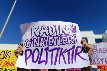 Üç kadın erkekler tarafından katledildi, iki kadın yaralandı