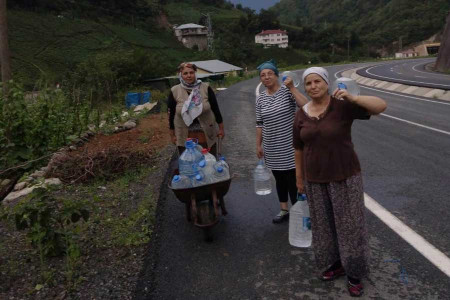 Bakan’ın ‘mağdur olmayacaksınız’ dediği İkizdereliler susuz kaldı