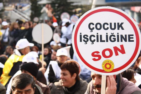 GÜNÜN ÇELİŞKİSİ: Çocuk işçilikle mücadelede örneksek 2 milyon çocuk işçi ne?