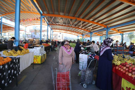 ‘Erdoğan ben sizin hizmetkârınızım dedi, bizi hizmetçi yaptı’