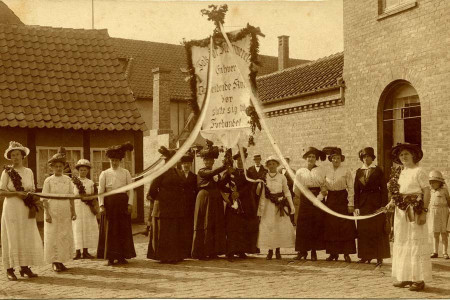 GÜNÜN BELLEĞİ: Danimarka Kadın İşçileri Sendikası