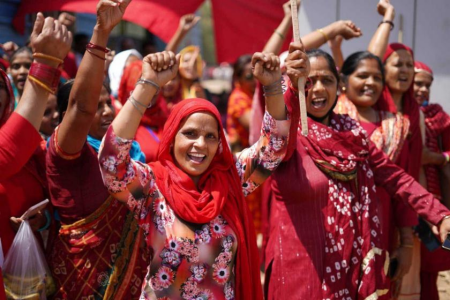Hindistan’da köylüler ve tarım işçileri enflasyona karşı yürüdü